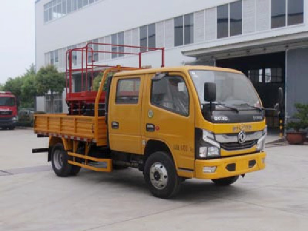 剪叉式高空作業(yè)車(chē)