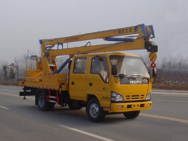 慶鈴14米高空作業(yè)車(chē)