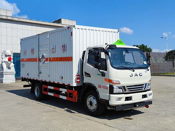 江淮駿鈴V7雜項(xiàng)物品廂式運(yùn)輸車(chē)