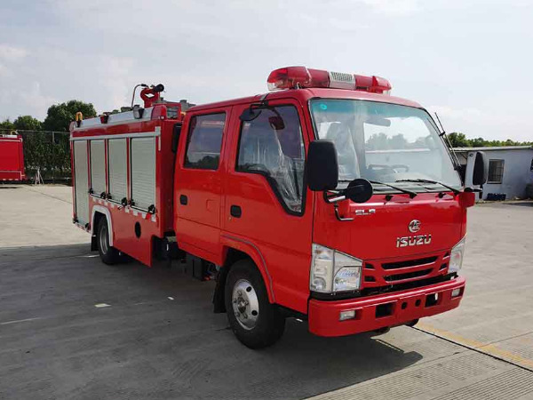 慶鈴2.1噸水罐消防車(chē)