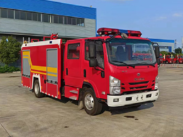 慶鈴3.5噸水罐消防車(chē)