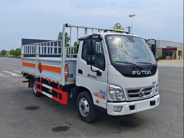 奧鈴藍(lán)牌氣瓶運(yùn)輸車