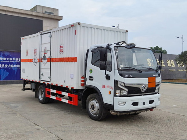 東風(fēng)福瑞卡雜項(xiàng)物品廂式運(yùn)輸車(chē)