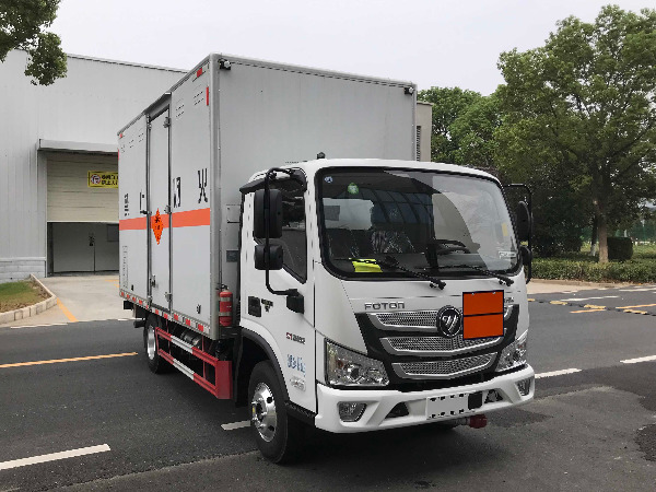 歐馬可爆破器材運(yùn)輸車