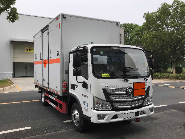 歐馬可藍(lán)牌爆破器材運(yùn)輸車(chē)
