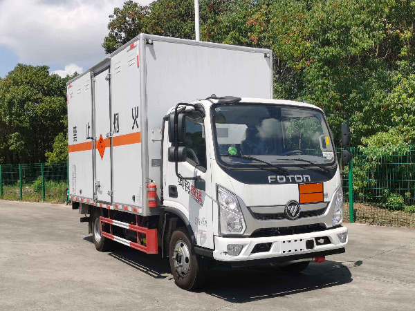 奧鈴藍(lán)牌煙花爆竹運(yùn)輸車