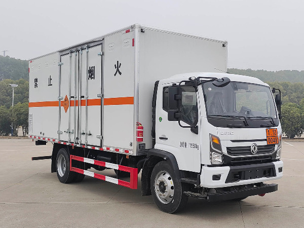 東風(fēng)凱普特?zé)熁ū襁\(yùn)輸車
