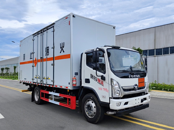 奧鈴5米5煙花爆竹運(yùn)輸車