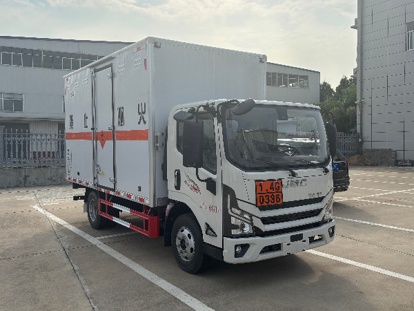 江鈴凱運(yùn)爆破器材運(yùn)輸車(chē)